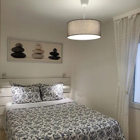 Apartament In Comfortable Sea & *